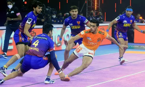Puneri Paltan vs Dabang Delhi KC Kabaddi