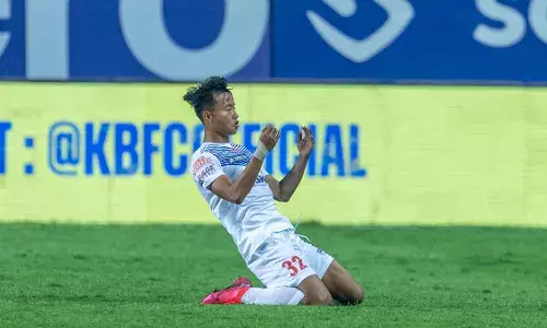 ISL 2021-22: Naorem Roshan Singh stunner ensures Bengalurus win over Kerala Blasters