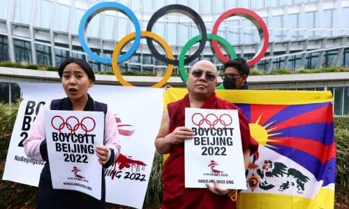 Tibetans protest IOC headquarters