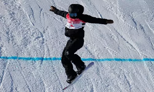 Zoi sadowski synnott gold