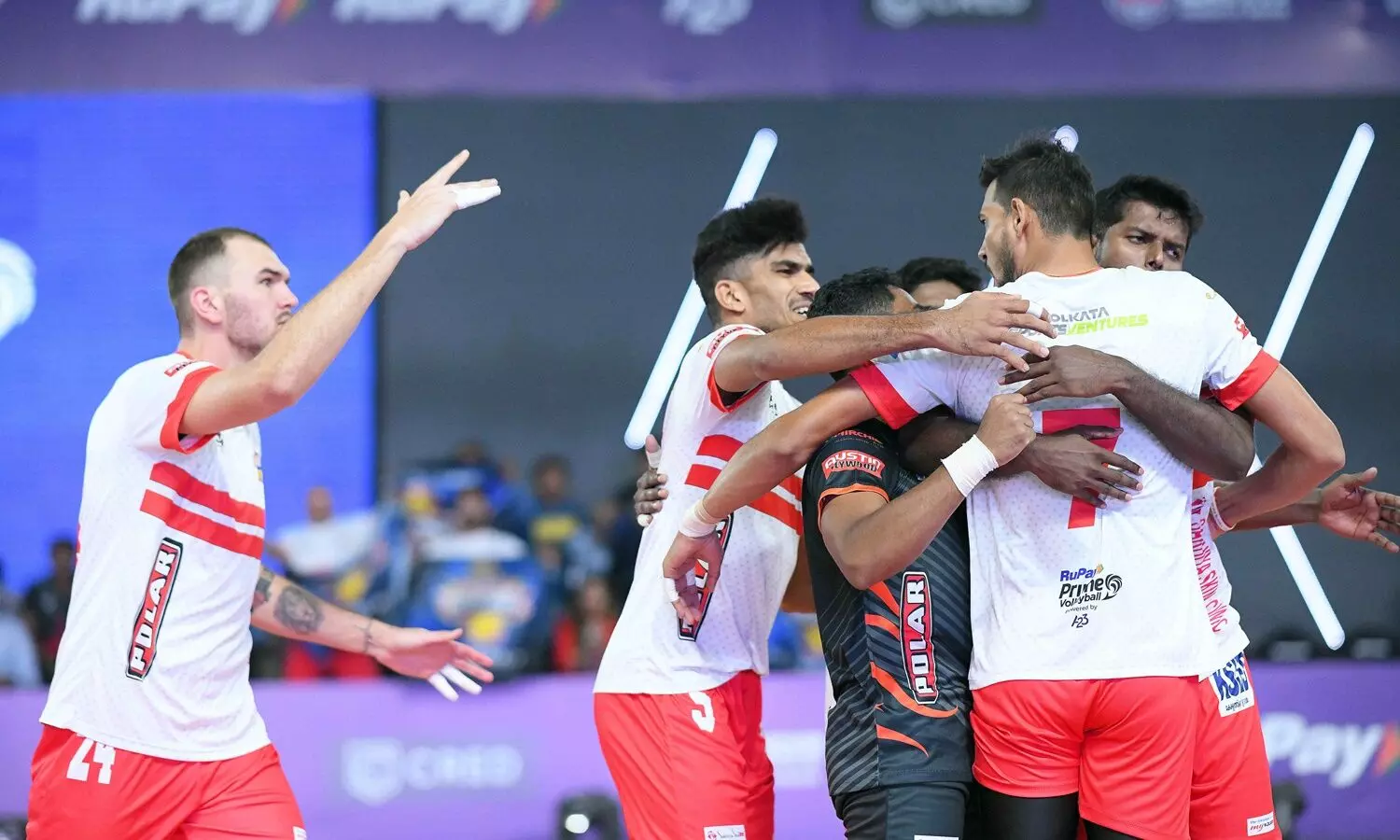 Prime Volleyball League Kolkata Thunderbolts beat Calicut Heroes in final set tie-break— Highlights
