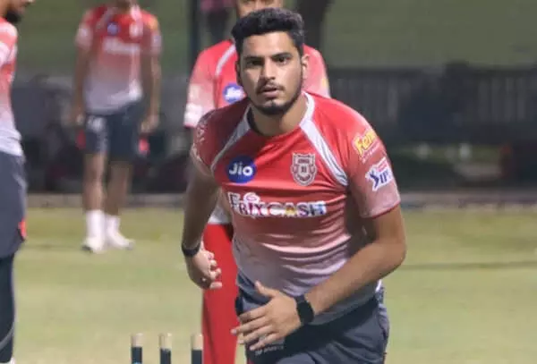 Vaibhav Arora was picked by KKR last year 