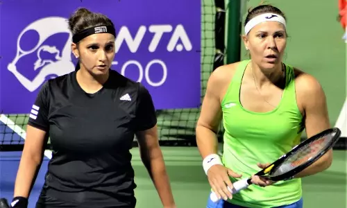 Sania Mirza and Lucie Hradecka Tennis