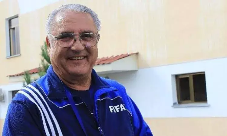 Rustam Akramov football coach