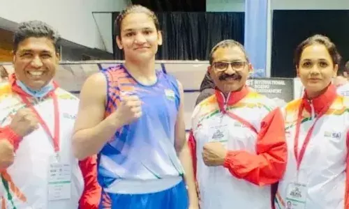 Indian boxer Nandini with her coaches (Source: News18)
