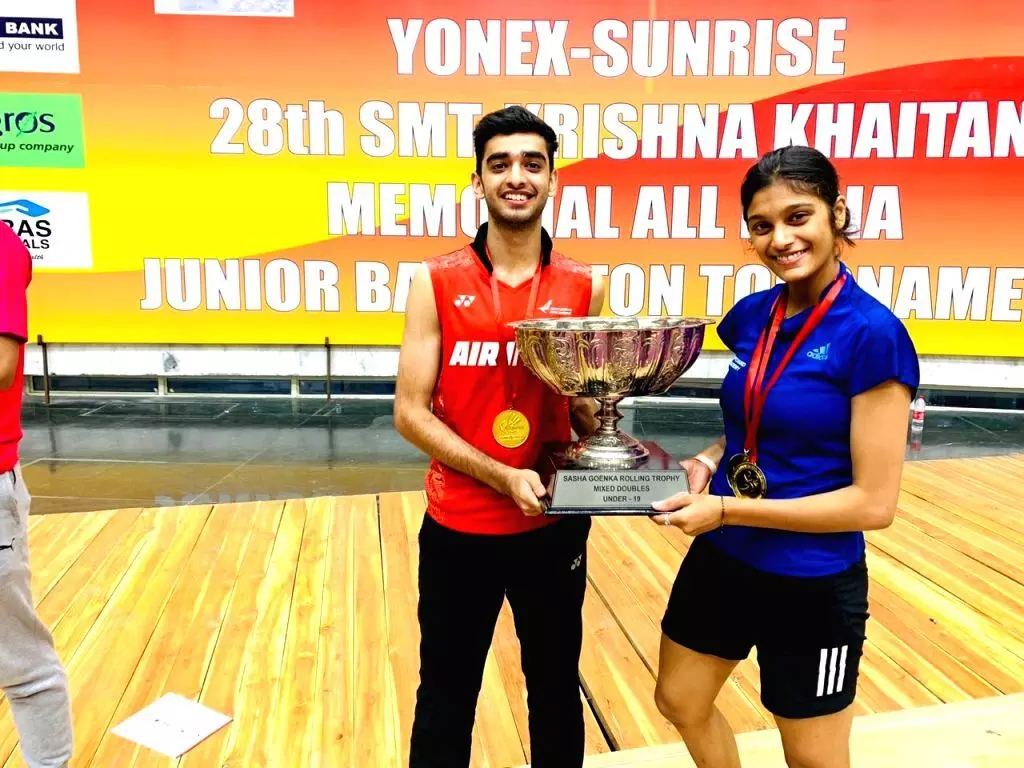 Ishaan and Tanisha after winning the U-19 Mixed Doubles Nationals (Source: IANS)