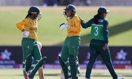 Womens World Cup: South Africa beat Pakistan in a final over thriller