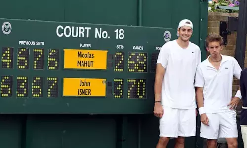 Tennis: Grand Slams agree to trial 10-point tiebreak in final set in a massive change