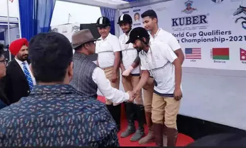 Indian riders masquerading as Nepalese riders