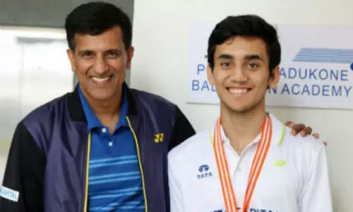 Lakshya Sen with coach Vimal Kumar
