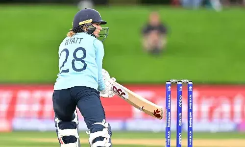 Womens World Cup: England keep semifinals hope alive with a win over Pakistan