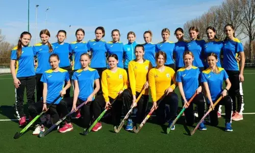Ukrainian women hockey team Ukrainian women hockey team