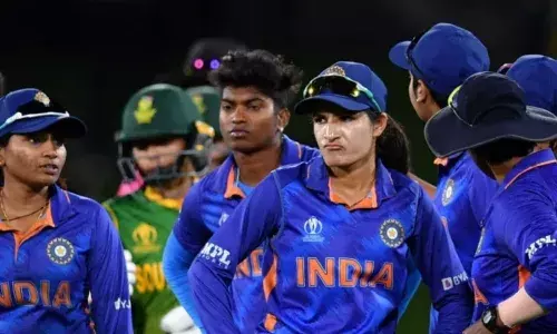 Indian womens cricket team after losing to South Africa in the WOrld Cup (Source:News18)