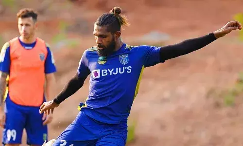 Bijoy Varghese extends contract with Kerala Blasters, to wear jersey No. 21