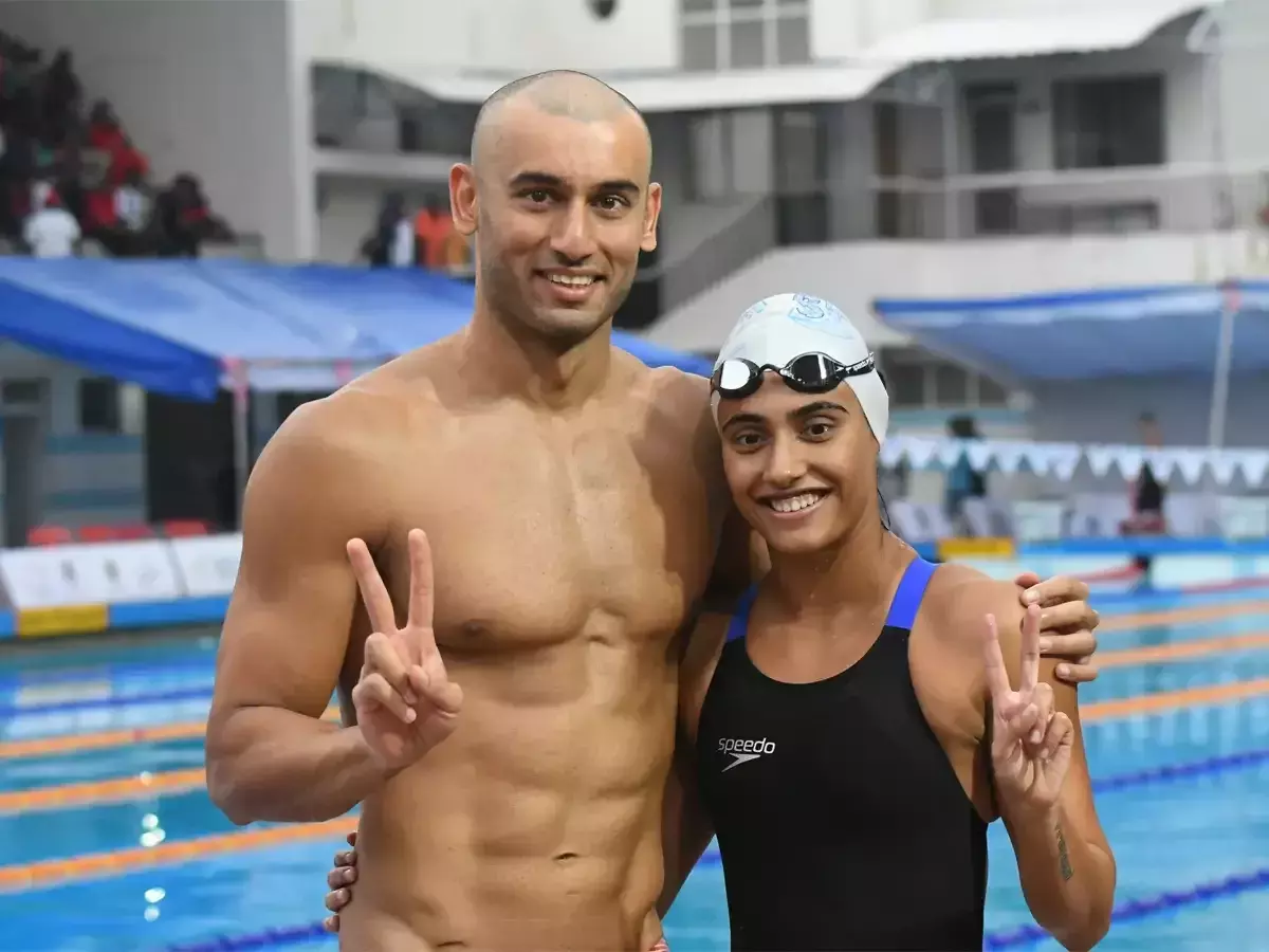 Swimming couple - Virdhawal Khade and Rujuta Bhatt Khade