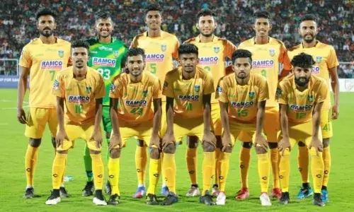Kerala football team will take on West Bengal in the finals of Santosh Trophy
