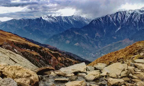 List of 10 best trekking routes in India you cant miss out on