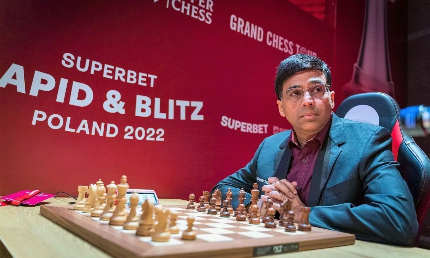 St Thomas - 2021 Chess Champ Viswanathan Anand - Souvenir Sheet  ST210430b-gold
