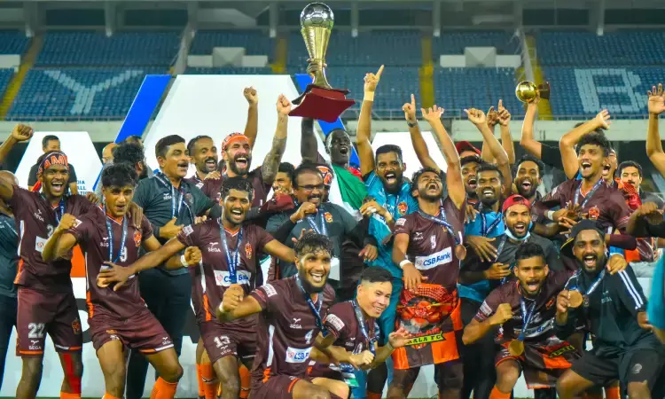 Gokulam Kerala FC with the I-League trophy
