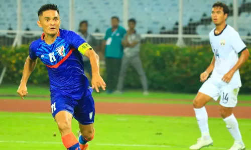 Sunil Chhetri in action against Cambodia at the AFC Asian Cup qualifiers in Kolkata (Source: Twitter/AIFF)