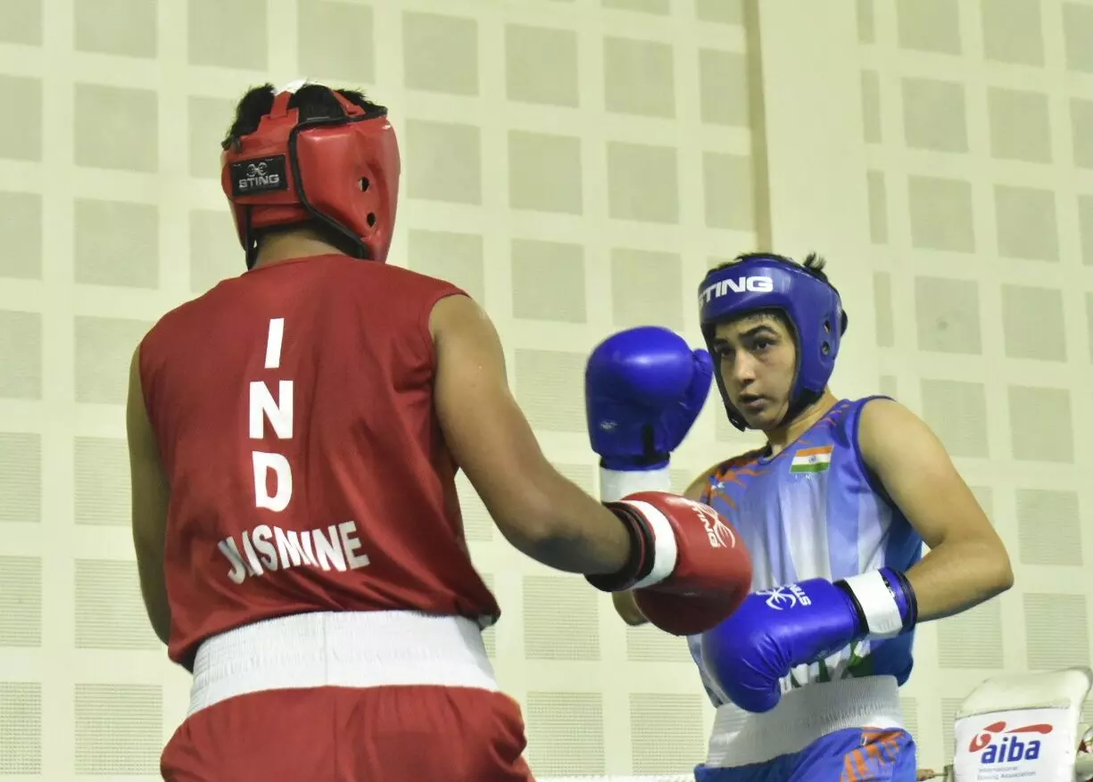 Jaismine in her bout against Parveen Hooda. (Pritish/TheBridge)
