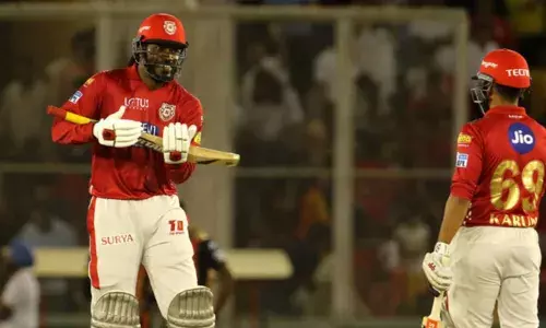 Chris Gayle joins Virender Sehwag at Gujarat Giants