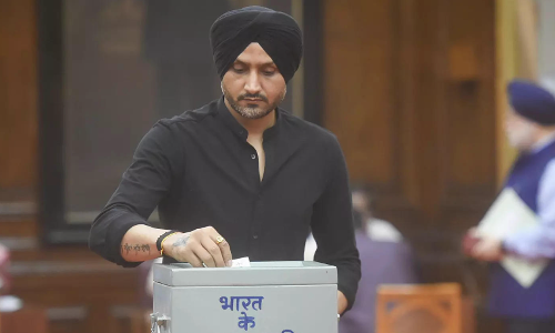 Harbhajan Singh helps in rescuing 21-year-old girl held captive in Oman