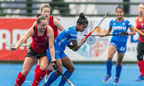 Mumtaz Khan wins FIH Womens Rising Star of the Year Award