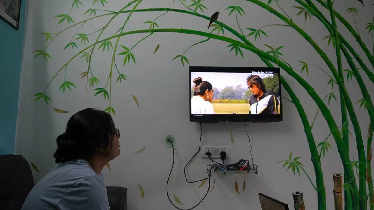 Jhulans sister Jhumpa Goswami watches the pre-match show ahead of Indias 3rd ODI vs England on Saturday