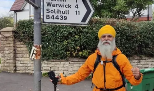 49-year-old walks 200km in 3 days 49-year-old walks 200km in 3 days
