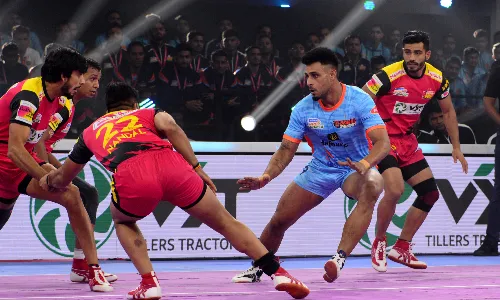 Pro Kabaddi 2022: Bengal Warriors thrash Bengaluru Bulls as Maninder shines again