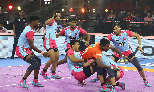 Pro Kabaddi 2022: Rahul Chaudhari shines as Jaipur Pink Panthers sink Gujarat Giants