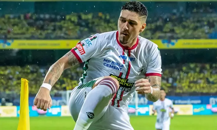 Dimitri Petratos first Australian to score hat-trick in Indian Super League Dimitri Petratos first Australian to score hat-trick in Indian Super League