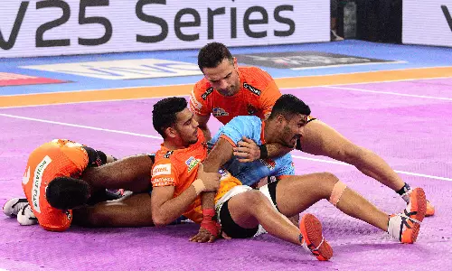 Pro Kabaddi 2022: Fazel Atrachali leads from front as Puneri Paltan defeat Bengal Warriors