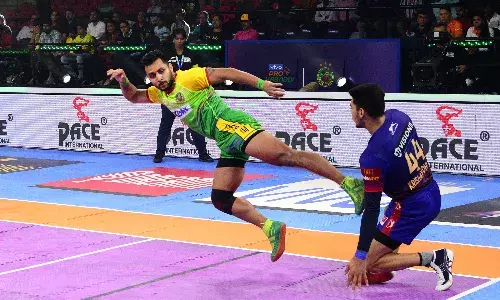 Pro Kabaddi 2022: Patna Pirates take down Dabang Delhi, Rohit Gulia shines