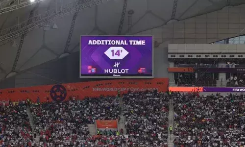 Why are there long stoppage time periods at the FIFA World Cup 2022?