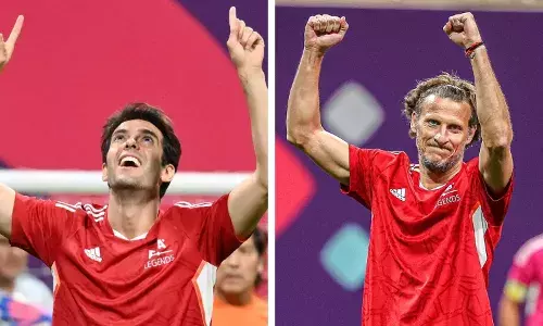 Kaka, Diego Forlan star as South American Panthers win FIFA Legends Cup