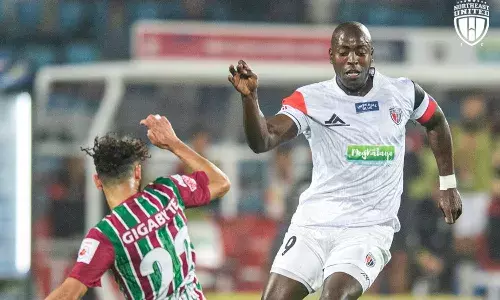 ISL: NorthEast United upset ATK Mohun Bagan to get first win ISL: NorthEast United upset ATK Mohun Bagan to get first win