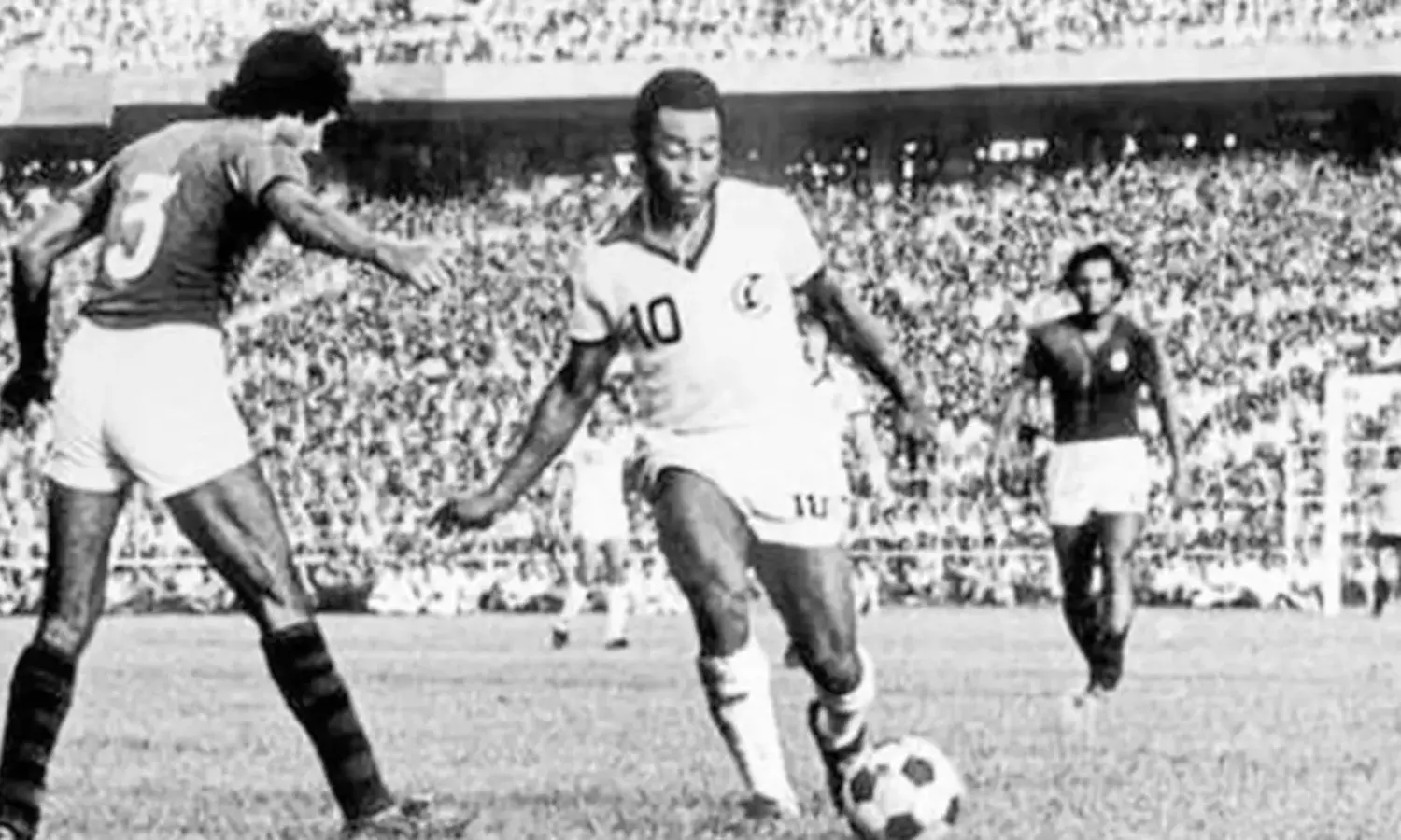 When Pele played against Mohun Bagan in 1977