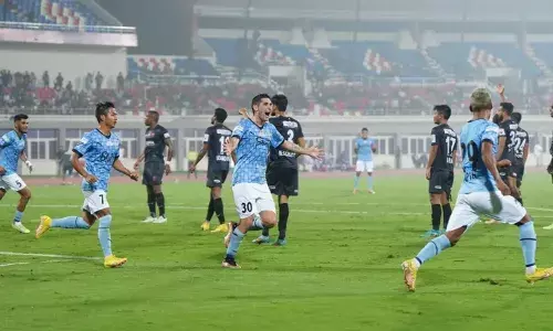 ISL: Mumbai City FC regain top spot, equal longest winning streak in league history