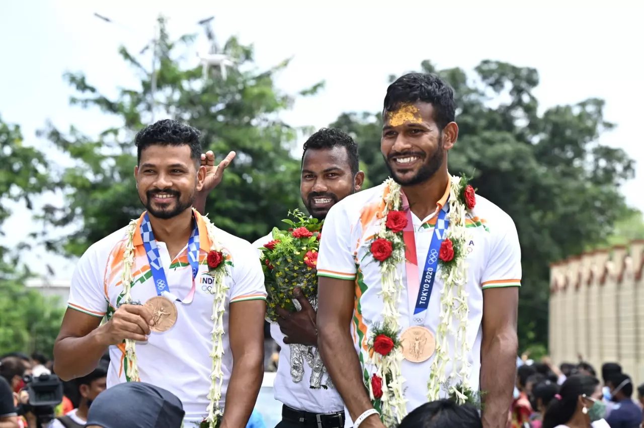 Amit Rohidas (right) given a reception in Saunamara after the Olympic bronze in 2021 (File Photo)