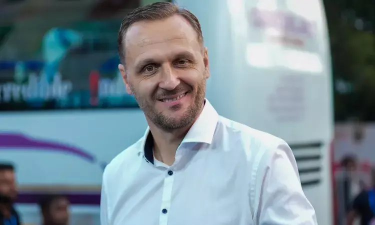 Dimitrios faces team dinner duty as joyful Vukomanovic imposes penalty for his second yellow card