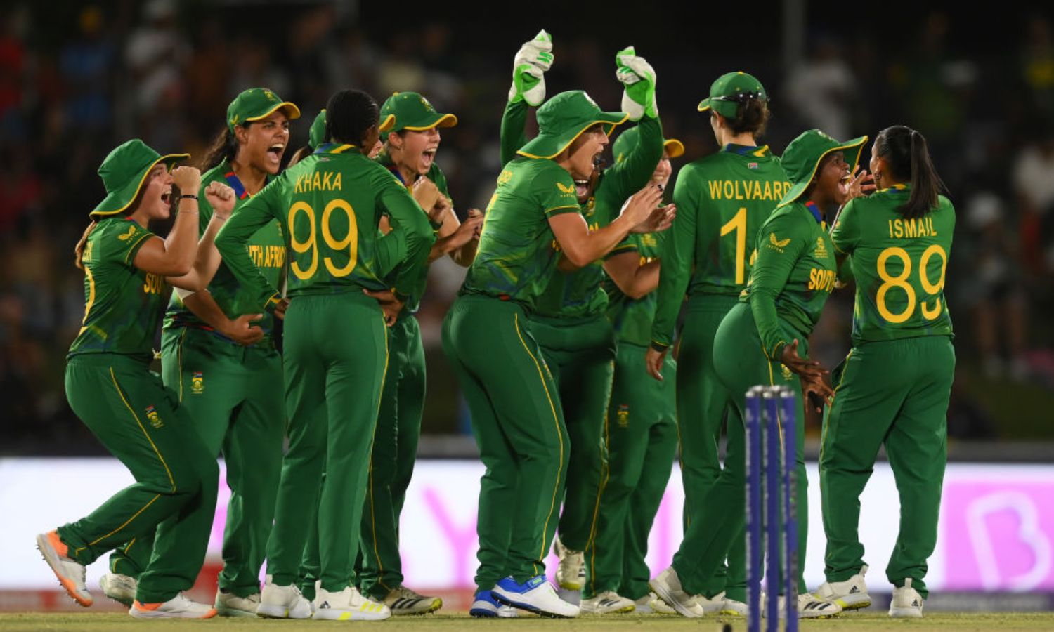 Women's T20 World Cup South Africa rout NZ; bounce back in semis race