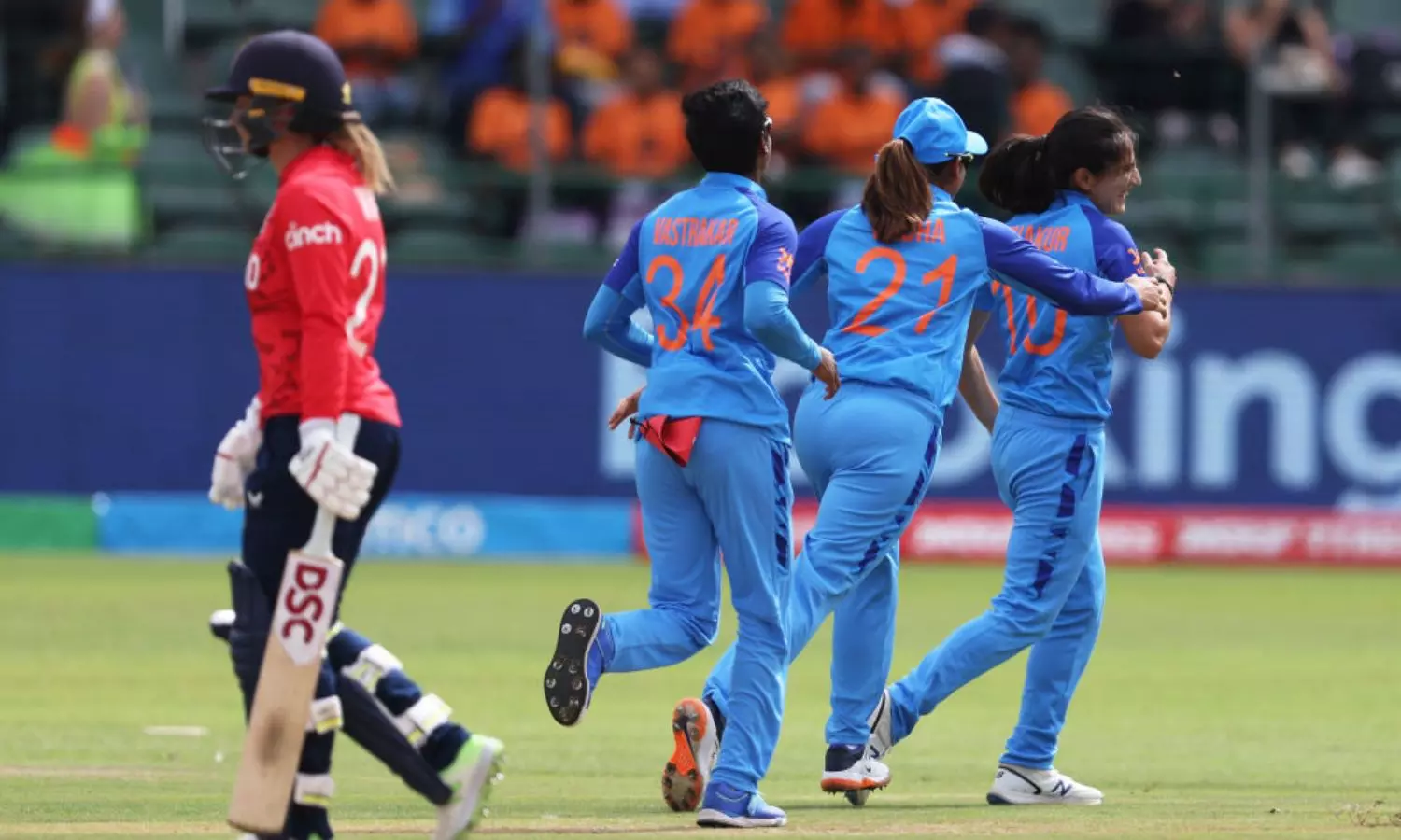 Womens T20 World Cup HIGHLIGHTS India beat Ireland by 5 runs on DLS