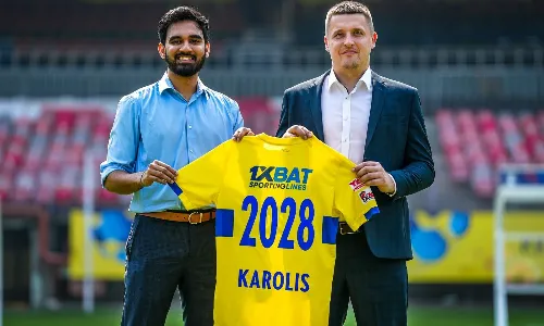 Kerala Blasters FC extends contract of sporting director Karolis Skinkys