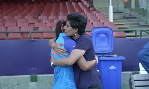 Anjum Chopra Harmanpreet Kaur