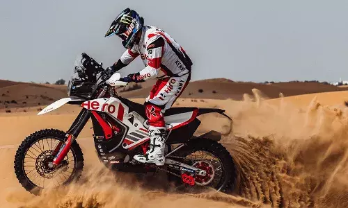 Abu Dhabi Desert Challenge: Hero MotoSports Ross Branch finishes sixth in stage three