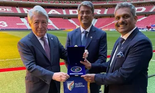 Despite cold war with own players, Spanish Federation to help Indian womens football