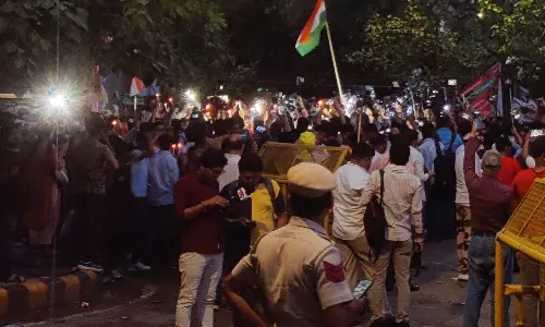 Wrestlers give a two-week ultimatum to the government, organize candle march Wrestlers give a two-week ultimatum to the government, organize candle march