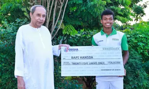 Bapi Hansda - Boy from station sweeper family becomes world number 1 Bapi Hansda - Boy from station sweeper family becomes world number 1